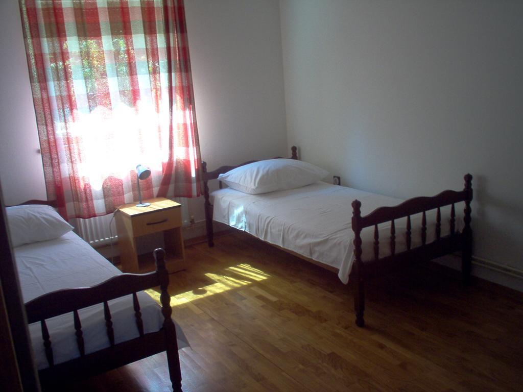 Apartment Karmen Trogir Chambre photo