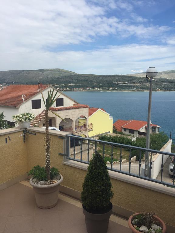 Apartment Karmen Trogir Extérieur photo