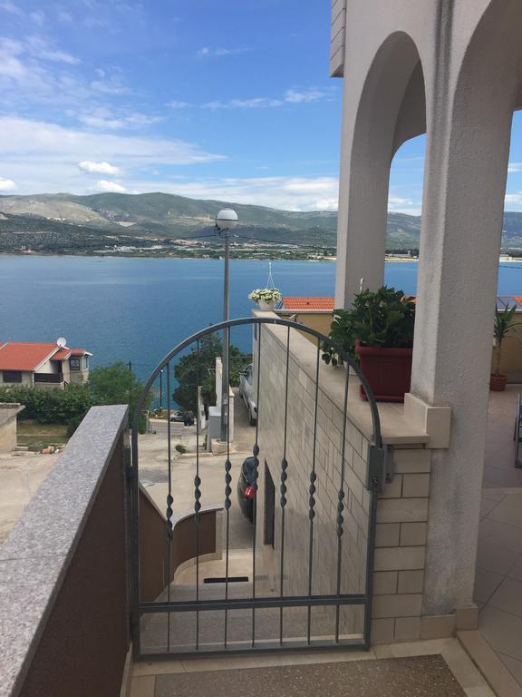 Apartment Karmen Trogir Extérieur photo